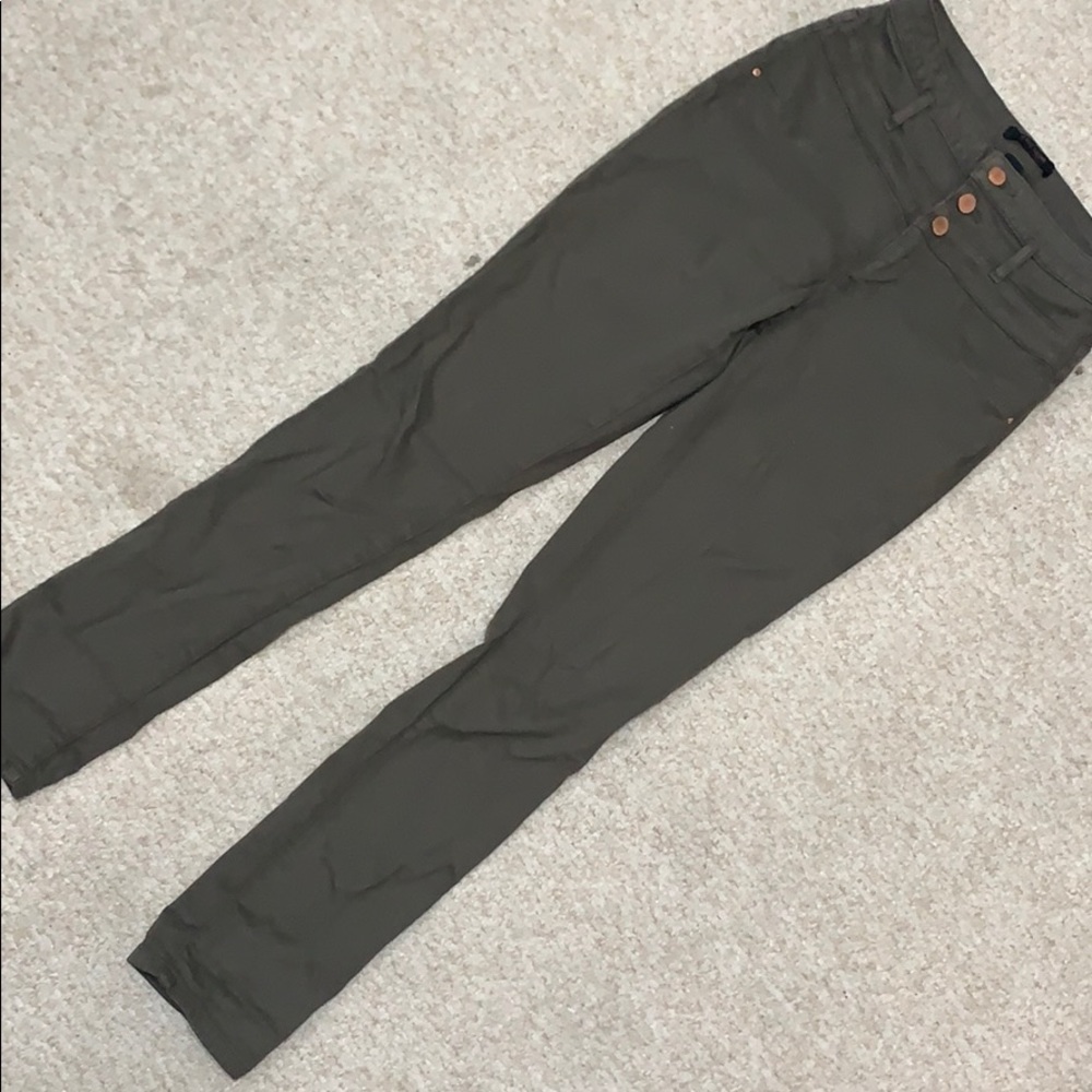 High waisted jeans